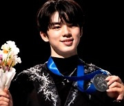 차준환, 세계선수권 은메달…한국 남자 피겨 새 역사