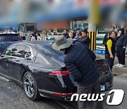 포항 구룡포 대게축제장 앞서 승용차가 차량 11대 들이받아…15명 경상