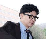 '검수완박' 후폭풍… 여야, 연일 충돌 속 '한동훈' 법사위 전면전