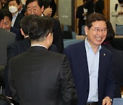 與원내대표 김학용·윤재옥 2파전… `지역 안배` 변수