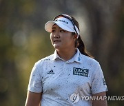 ‘드라이브온 챔피언십’ 톱10에 한국 선수 무려 6명... 유해란, LPGA 데뷔전서 우승 도전