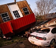 토네이도 강타 미시시피, 최소 26명 사망…바이든 "비상사태 선포"