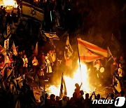 [포토] 국방장관 해임에 이스라엘 사법 개혁 반발 시위 '최고조'