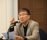 장하준 교수 “한국은 일본과 다르다… 미중 사이서 줄타기 잘해야”