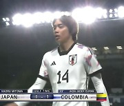 '미토마 골' 일본, 콜롬비아에 1-1 동점으로 전반 마쳐