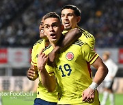 [A매치 리뷰] '미토마 골' 일본, 한국과 비긴 콜롬비아에 자존심 구겼다...1-2 역전패