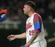 쿠바 'WBC 영웅' 운명 어떻게 되나…161㎞ 직구 앞세운 日최고 셋업맨→美망명