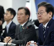 이재명 “주 69시간, 일하다 죽자는 것…주 4.5일제로 가야”