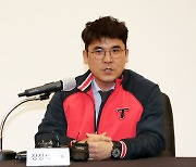 기아, 장정석 단장 해임…박동원 FA 협상 때 뒷돈 요구 의혹