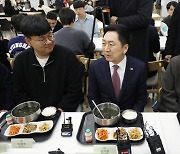 ‘1000원 학식’ 두배 늘린다…당정, 하루만에 속전속결