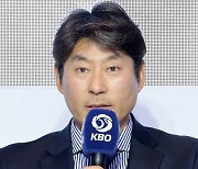 [Ms포토] 강인권 감독 '2023 시즌 기대해주세요'