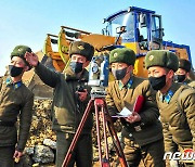 북한, 건설장에도 '멸적의 투지' 요구… '강 대 강' 속 병진노선 지속