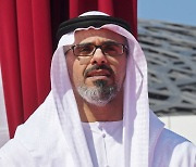 UAE 대통령, 맏아들 왕세자 책봉...동생 만수르 부통령 임명