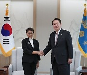 尹, 인도네시아 외교장관 접견 "우리 기업의 인니 투자 확대할 것"