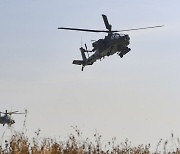 “미 상공서 블랙호크 헬기 2대 훈련 중 충돌 후 추락”