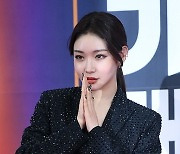 청하, 데뷔 함께한 소속사와 결별…MNH “전속계약 종료”(전문)[공식]