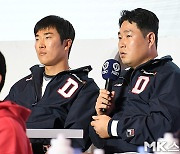 양의지 ‘두산에 적응 중입니다’ [MK포토]