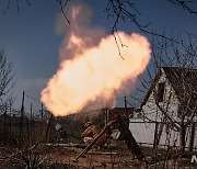 우크라전 399일…우크라, 러군 장악 멜리토폴 공습