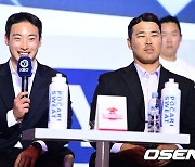 SSG 최지훈-한유섬, '슈트 입고 멋지게 미디어데이' [사진]