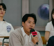'방과 후 전쟁활동' 이순원 "극 중 캐릭터 '김원빈', 21세 설정...완벽한 부조화"