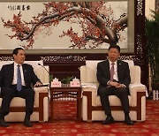 중국 장관급 관리, 마잉주 전 총통 만나 "타이완 독립·외세 개입 반대"