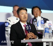 출사표 밝히는 김원형 감독[스경포토]