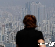 서울 아파트 매매수급지수 20주 만에 70선 회복