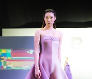 [bnt포토] 모델 남진주 '프랑스가 해석한 과감한 오리엔탈룩'(피에르가르뎅 패션쇼)
