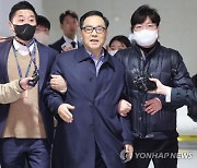 검찰, 조현천 전 기무사령관 구속…내란음모 혐의도 수사