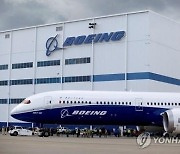 보잉 "안전 인증 통과, 737MAX 생산 속도 늘린다"