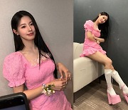 (여자)아이들 미연, 핑크 미니 드레스+킬힐…'봄 맞은 미모'