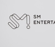 새 경영진 꾸린 SM…이수만 "SM, 오늘로 한 시대 마감"