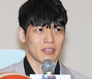 [포토S] 김선형, '좋은 분위기 이어 가겠다'