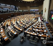 野 "하영제 체포안 가결, 이재명과 달라"…'내로남불' 비판 반박