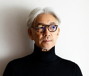 ‘日영화 음악의 거장’ 류이치 사카모토 별세···향년 71세