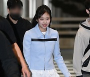 블랙핑크 제니, 라스베이거스로 향하는 청량한 미모 [포토엔HD]