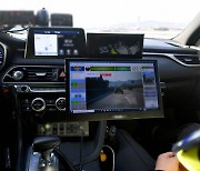경찰, ‘과속 잡는 순찰차’ 확대 운영… 전국 고속도로 배치