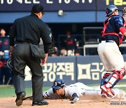 '국민타자' 스퀴즈→'FA 3명' 롯데 한화 무게감 차이→대통령 시구…개막 2연전 어땠나 [SC이슈]