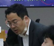 코스피, 장 초반 하락 전환한 2470대…美 IRA 불확실성 해소에 날아오른 2차전지