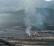 텃밭서 농업 부산물 태우다 ‘산불’ 낸 70대 입건…산림 1ha 태워
