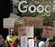 Britain Google Protest