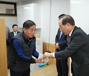 부산교육청 “학교 근무 환경미화원 휴게공간 개선한다”