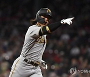 배지환, 보스턴 그린 몬스터 넘겨 MLB 통산 첫 홈런…역전 결승 투런포