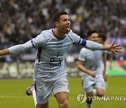 '멀티골' 호날두, 알나스르 5-0 대승 견인…11골+득점 선두 맹추격