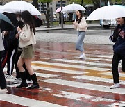 [오늘날씨] 기온 뚝 떨어져 출근길 '쌀쌀'…전국에 봄비 소식