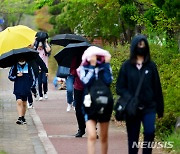 '진도126㎜' 비 멈춘 광주·전남 기온도 내려가 쌀쌀