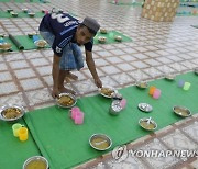 MYANMAR RAMADAN ISLAM BELIEF