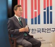 `美 체류` 이낙연, 장인상 치르러 귀국…가족과 시간 보낼 듯