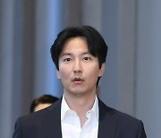 [포토]김남길, 훈훈한 하객의 등장