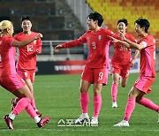 [포토]조소현의 선제골로 앞서 나가는 여자축구대표팀